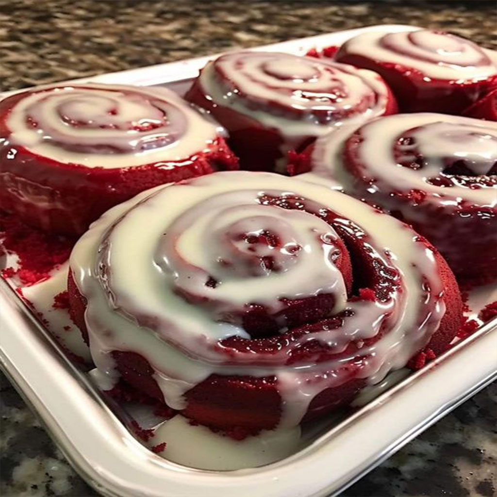 Red Velvet Cinnamon Rolls